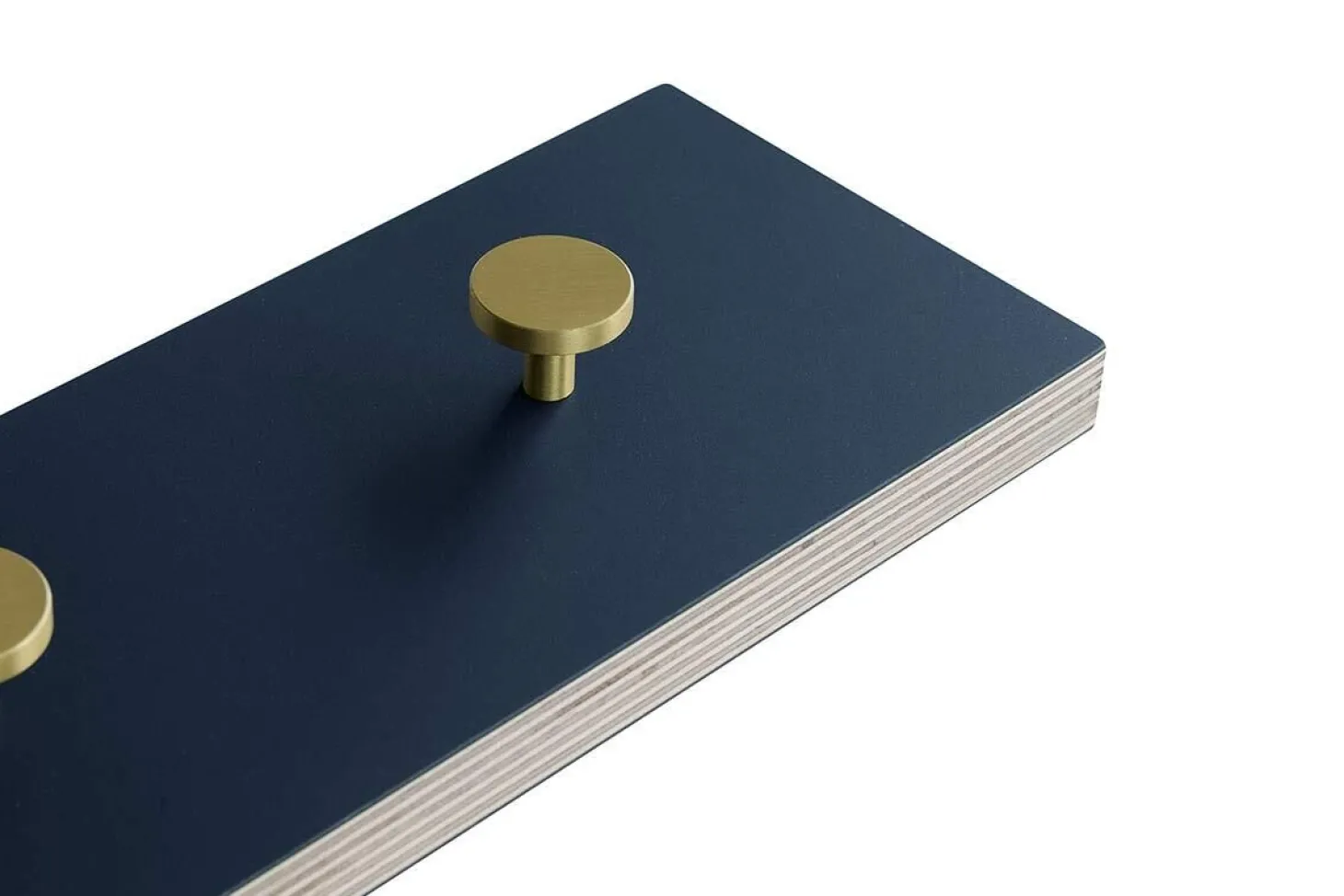 Moudhome - COLOR Knagerække i træ mørk blå - 70 cm