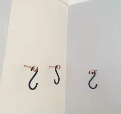 Nomess - S-Hooks krog - Alm. - Sort - Sæt med 5 stk.