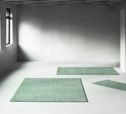 Normann Copenhagen - Flick Rug 80x200 cm - Off White/Dark Green