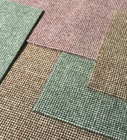 Normann Copenhagen - Flick Rug 200x300 cm - Off White/Burgundy