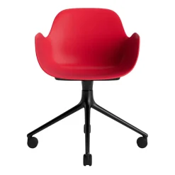 Normann Copenhagen - Form Armstol Swivel 5W med hjul - Sort/Rød