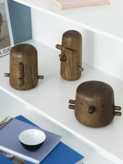 Normann Copenhagen - Ni træfigur - Bejdset ask
