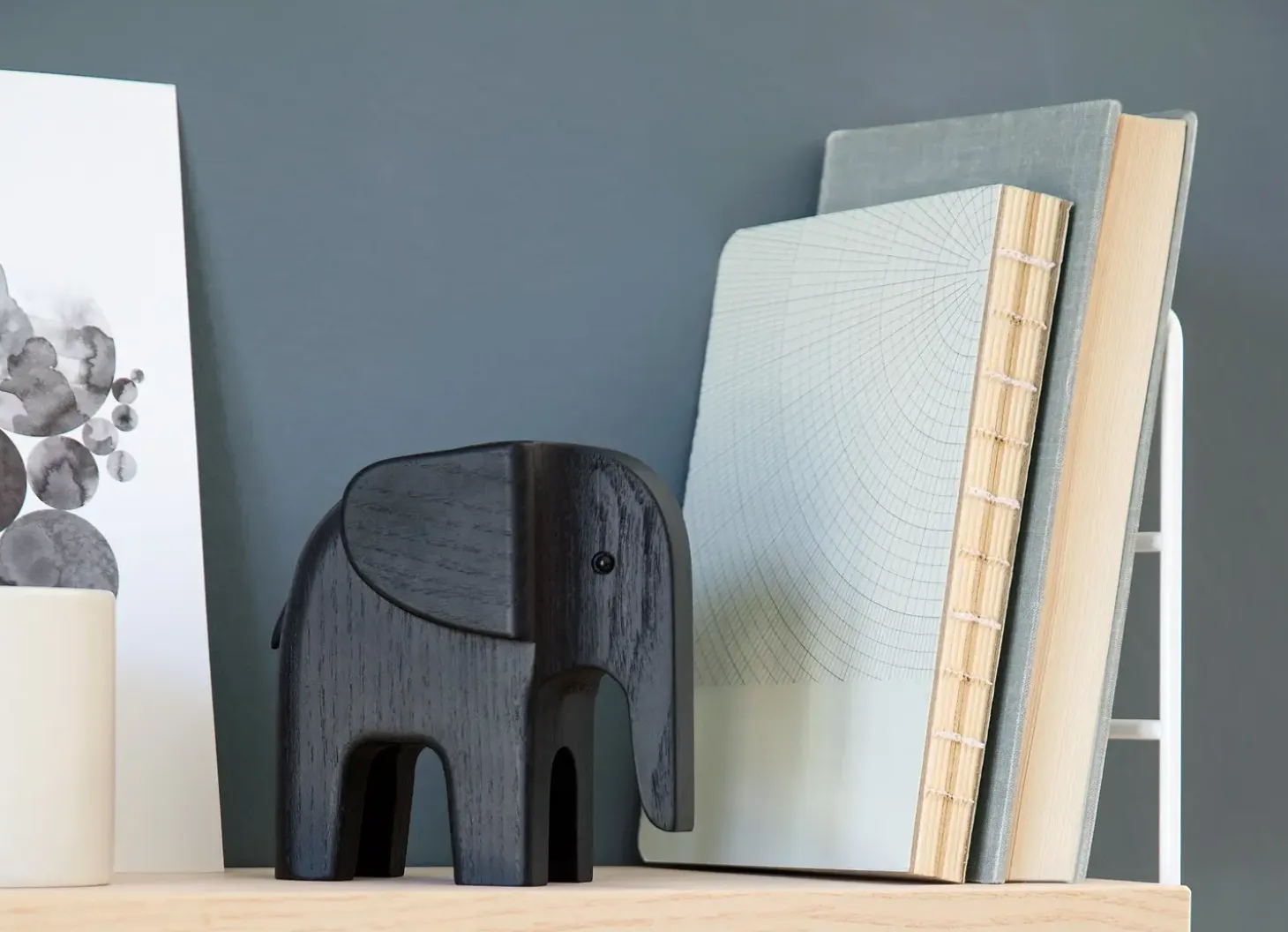 NovoForm - Elefant, sort eg (Large)