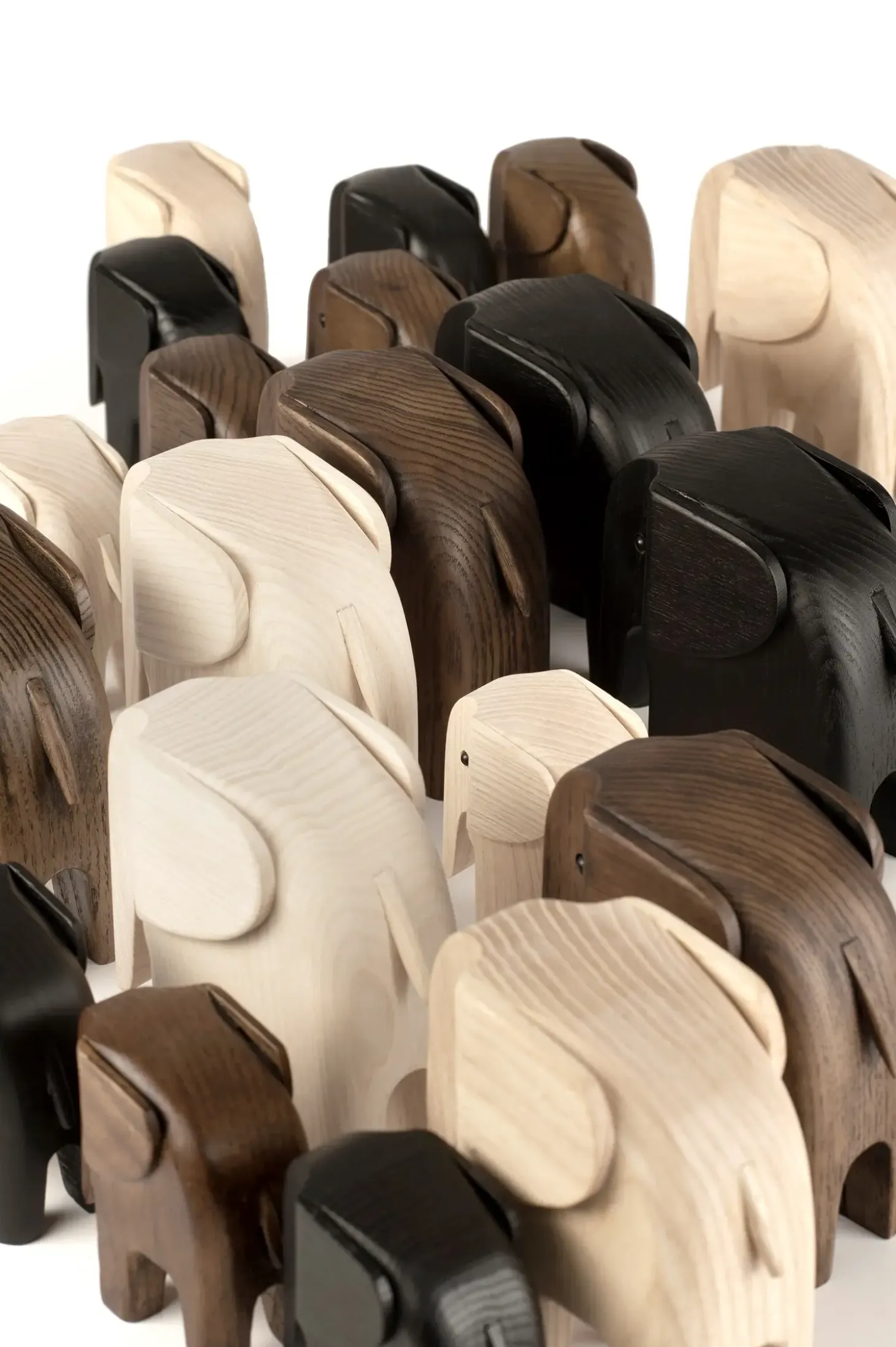 NovoForm - Elefant, sort eg (Large)