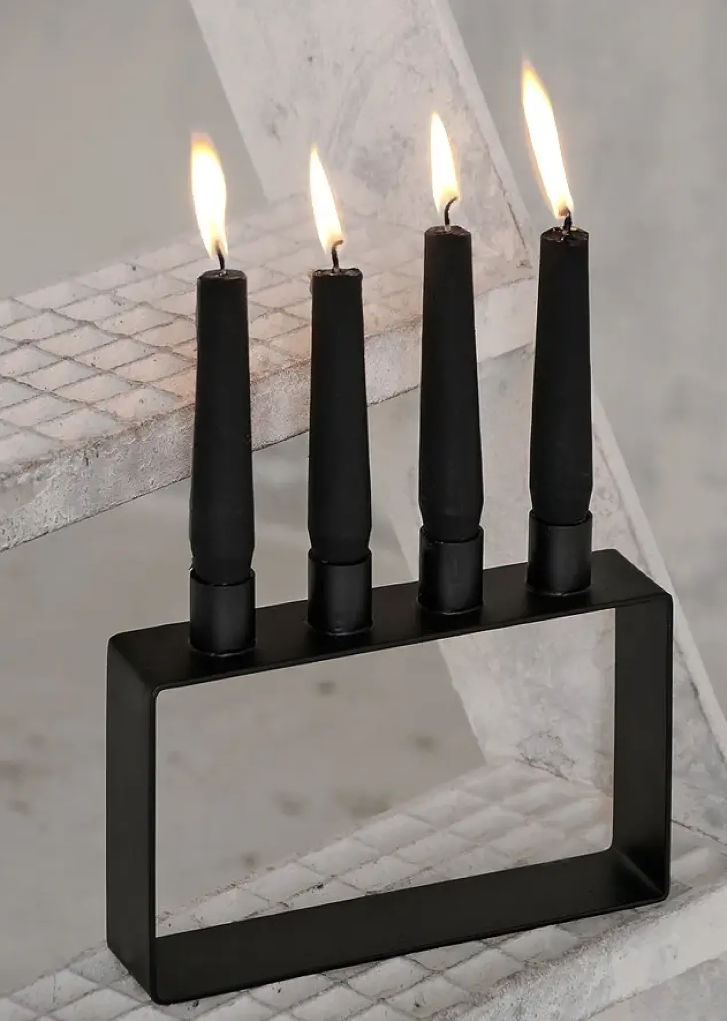 NovoForm - FRAME 4, lysestage