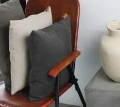 Skriver Collection - Pude - Hotmadi - brun - 40x60 cm