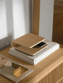 Stelton - Ro trådløs oplader oak