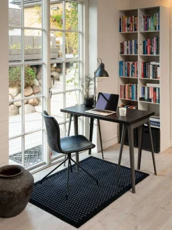 Tica Copenhagen - Smudsmåtte - Dots - Sort/grå - 90x130 cm