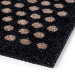 Tica Copenhagen - Smudsmåtte - Dots - Sort/Sand - 67x120 cm
