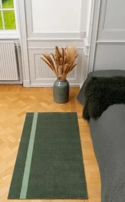 Tica Copenhagen - Smudsmåtte - Stripes Vertical - Lysegrøn/Støvet - 90x200 cm
