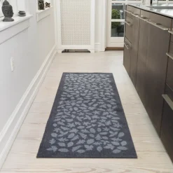 Tica Copenhagen - Smudsmåtte - Leaves - Grå - 67x200 cm