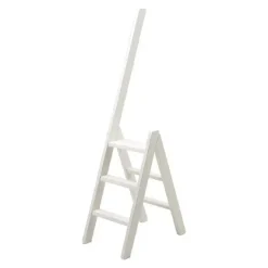 Trappestige i hvid fra HINDEVADGÅRD