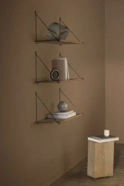 We Do Wood - Hylde - Loop Shelf - eg og messing